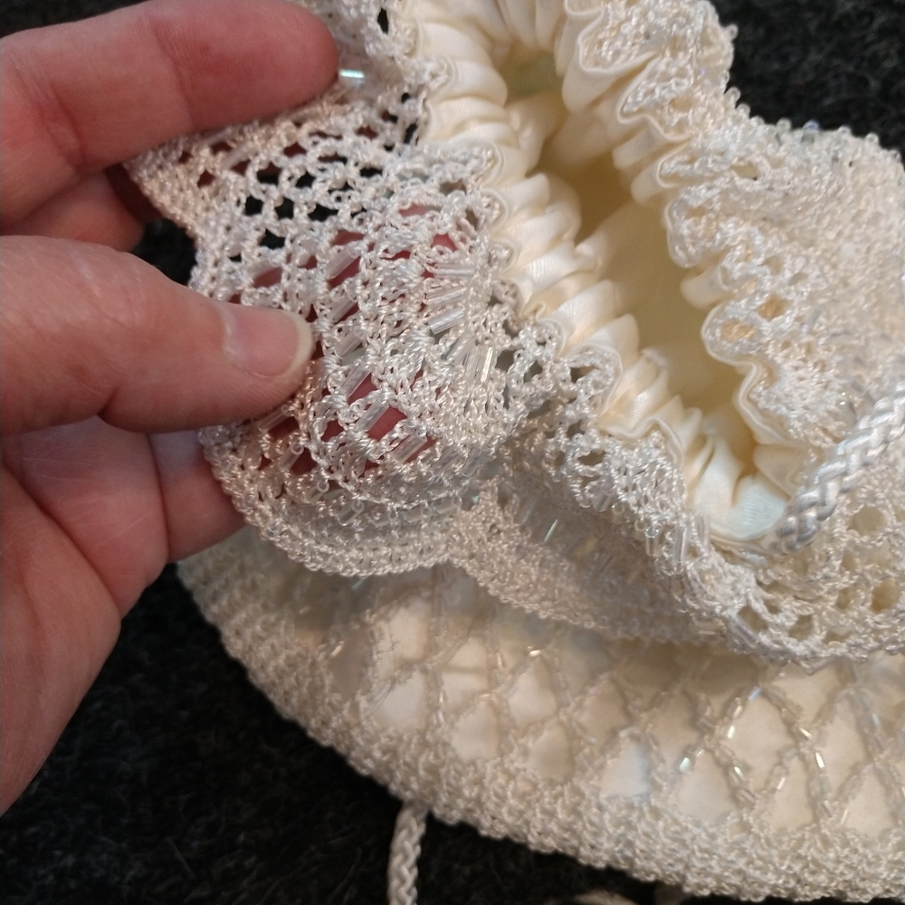 Beaded crochet purse - Picture 2 of 4